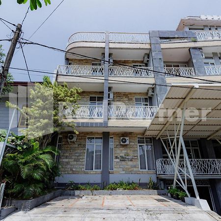 De Malang Sweet Homestay Syariah Mitra Reddoorz Exterior photo