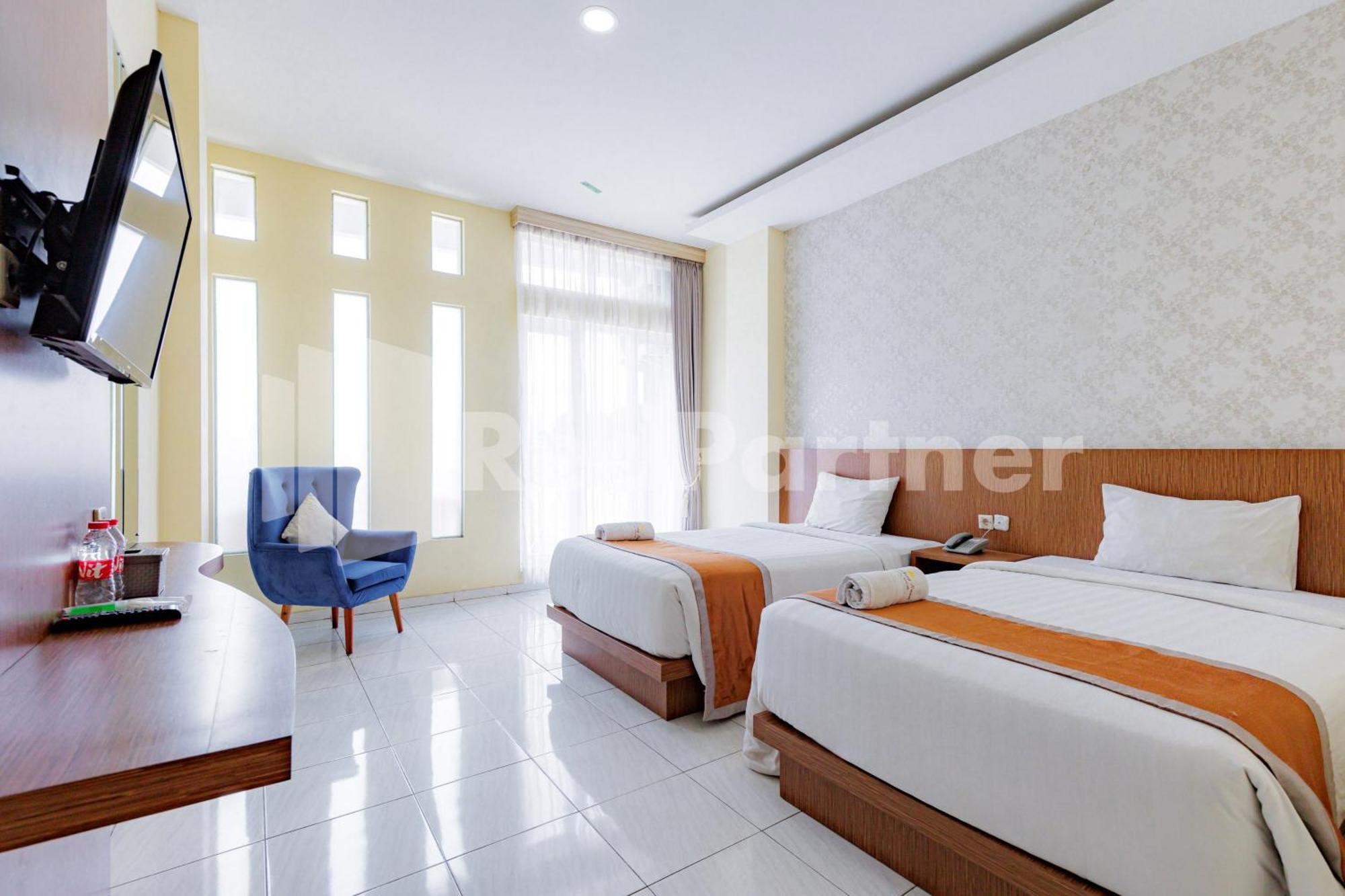 De Malang Sweet Homestay Syariah Mitra Reddoorz Exterior photo
