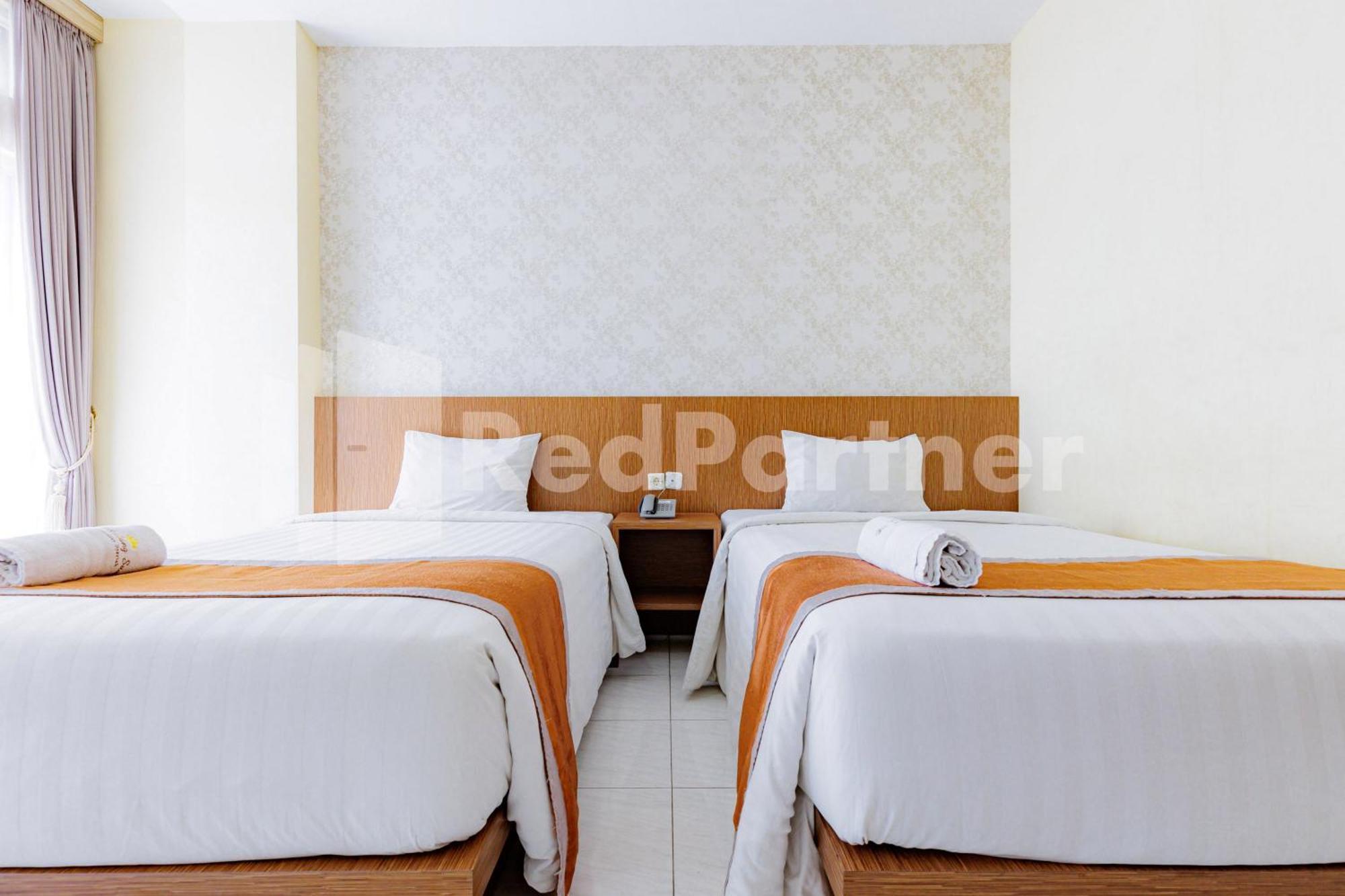 De Malang Sweet Homestay Syariah Mitra Reddoorz Exterior photo